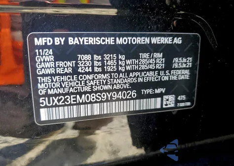 2025 BMW X7 xDrive40I z USA, uszkodzony, nr VIN 5UX23EM08S9Y94026